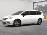 New 2024 Chrysler Pacifica Limited image 2