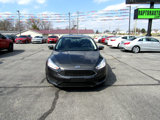 Used 2016 Ford Focus SE image 2