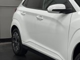 Used 2023 Hyundai Kona SE image 5