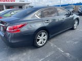 Used 2013 Nissan Altima 3.5 SL image 6