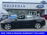 Used 2016 Ford Fusion SE w/ Equipment Group 201A image 2