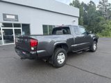 Used 2019 Toyota Tacoma 4x4 Access Cab image 3