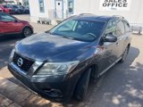 Used 2014 Nissan Pathfinder SV image 4