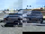 New 2025 Jeep Grand Cherokee L Laredo image 2