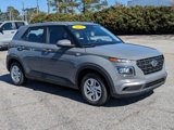 Used 2021 Hyundai Venue SE image 2