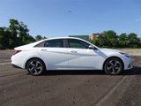 Used 2023 Hyundai Elantra Limited w/ Cargo Package image 6