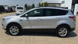 Used 2017 Ford Escape SE w/ Equipment Group 201A image 5