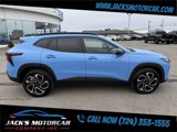 Used 2024 Chevrolet Trax RS w/ Sunroof Package image 2