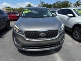 Used 2017 Kia Sorento LX image 2