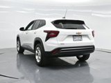Used 2024 Chevrolet Trax LS w/ LS Convenience Package image 6