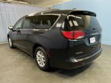 Used 2021 Chrysler Voyager Lxi image 4
