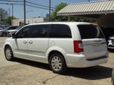 Used 2015 Chrysler Town & Country Touring image 5