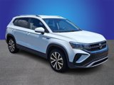 Used 2024 Volkswagen Taos SE image 3