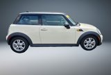 Used 2013 MINI Cooper Hardtop image 2