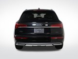 Used 2022 Audi Q5 2.0T Premium w/ Convenience Package image 4