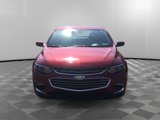 Used 2017 Chevrolet Malibu LT image 2