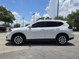 Used 2020 Nissan Rogue SV image 3