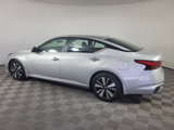 Used 2021 Nissan Altima 2.5 SV w/ SV Premium Package image 3