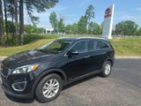 Used 2017 Kia Sorento LX image 2