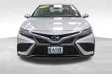 Used 2022 Toyota Camry SE image 3
