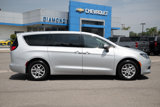 Used 2023 Chrysler Voyager LX image 3