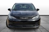 Used 2023 Chrysler Voyager LX image 3