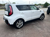 Used 2016 Kia Soul + image 5