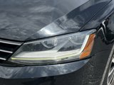 Used 2017 Volkswagen Jetta SE image 4