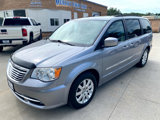 Used 2014 Chrysler Town & Country Touring image 2