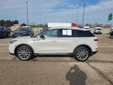 Used 2021 Lincoln Corsair AWD w/ Premium Package image 2