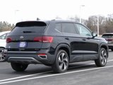 New 2024 Volkswagen Taos SE image 3