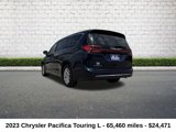 Used 2023 Chrysler Pacifica Touring-L image 5