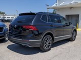 Used 2020 Volkswagen Tiguan SE w/ Panoramic Sunroof Package image 5