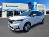 Used 2023 Kia Carnival LX image 3