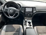 Used 2021 Jeep Grand Cherokee Laredo X image 2