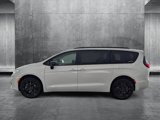New 2025 Chrysler Pacifica Limited image 5