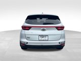 Used 2022 Kia Sportage LX image 4