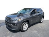 Used 2022 Jeep Compass Latitude image 3