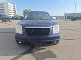 Used 2007 GMC Yukon XL SLT w/ SLT Preferred Equipment Group image 4