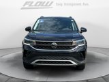 Certified 2024 Volkswagen Taos SE w/ Panoramic Sunroof Package image 2