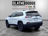 Used 2023 Jeep Cherokee Altitude Lux image 3