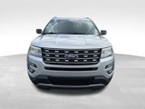 Used 2017 Ford Explorer XLT w/ Equipment Group 202A image 2