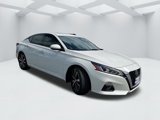 Used 2020 Nissan Altima 2.0 Platinum image 3