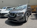 Used 2018 Nissan Rogue SV image 2