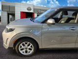 Used 2023 Kia Soul LX w/ LX Technology Package image 2