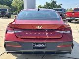 Used 2024 Hyundai Elantra SEL image 3