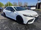 Used 2022 Toyota Camry SE image 2