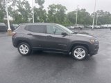 Used 2023 Jeep Compass Sport image 3