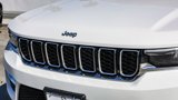 Certified 2023 Jeep Grand Cherokee Limited image 6