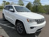 Used 2017 Jeep Grand Cherokee Overland w/ Jeep Active Safety Group image 3